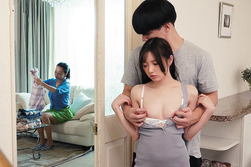 Anh trai muốn em kế làm em ghệ của mình