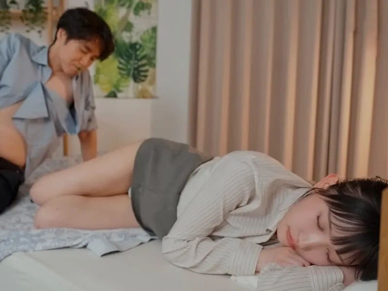 Chịch đồng nghiệp nữ làm chung công ty đáng ghét trong công ty