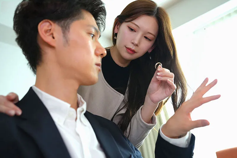 Cô vợ đi đi giã ngoại, ông xã ở nhà bị nhỏ em cô vợ gạ nắc không trượt phát nào